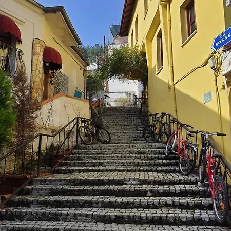 The Sea - Blue House, Πανσιόν Φετιγιέ